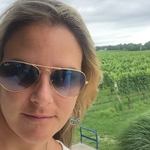 Meet your Posher, Lindsay